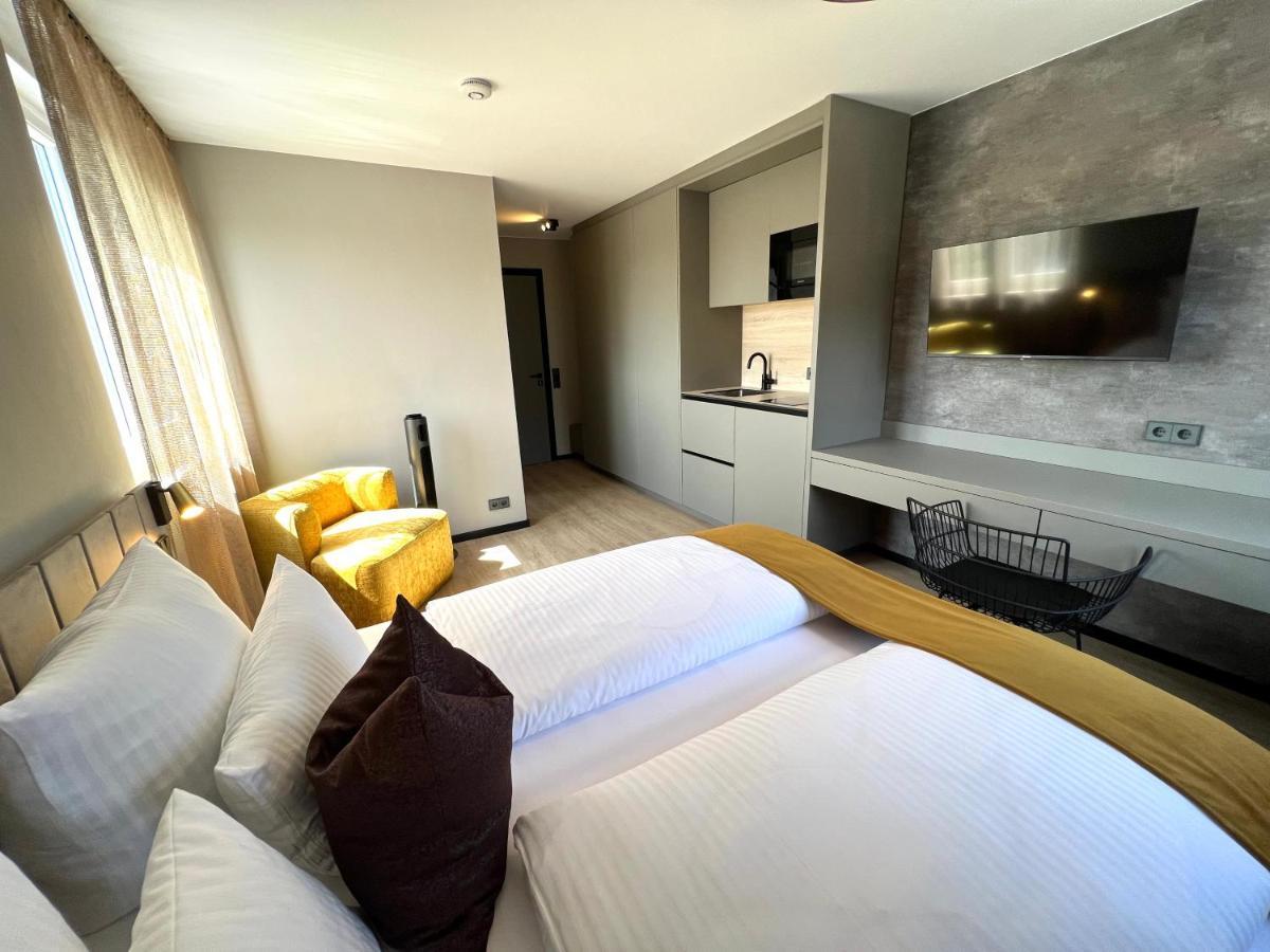 V Business Apartments Бёблинген Экстерьер фото