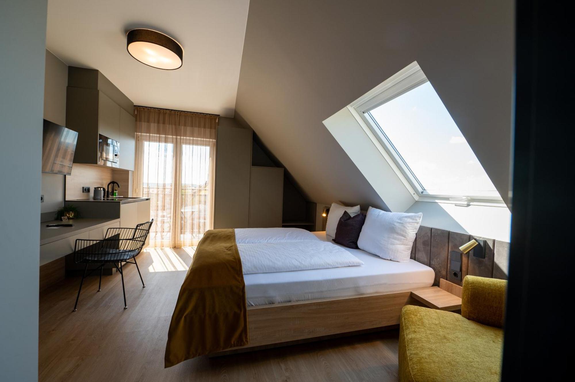 V Business Apartments Бёблинген Экстерьер фото
