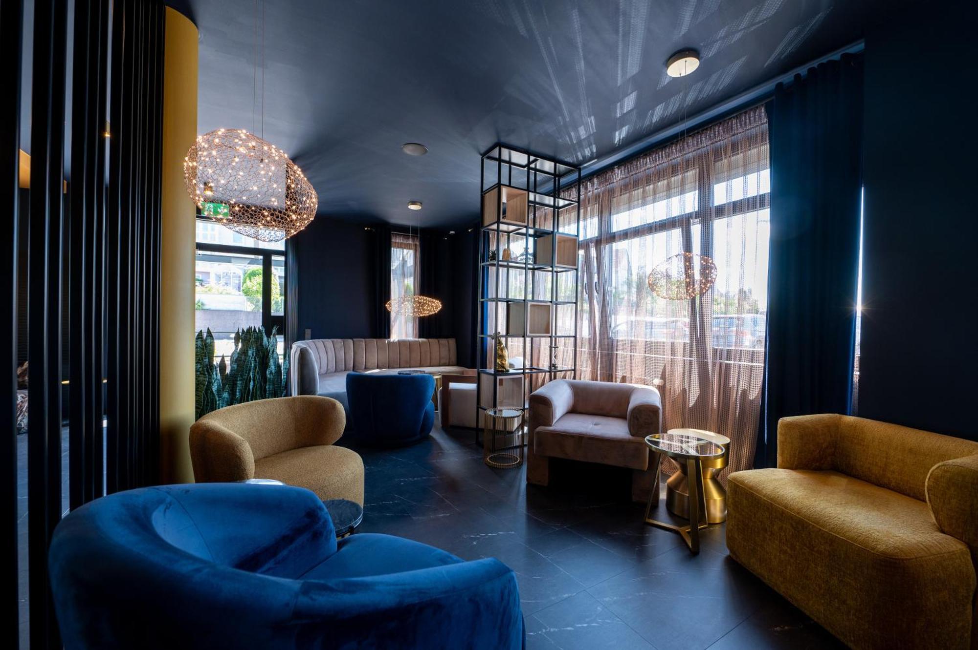 V Business Apartments Бёблинген Экстерьер фото