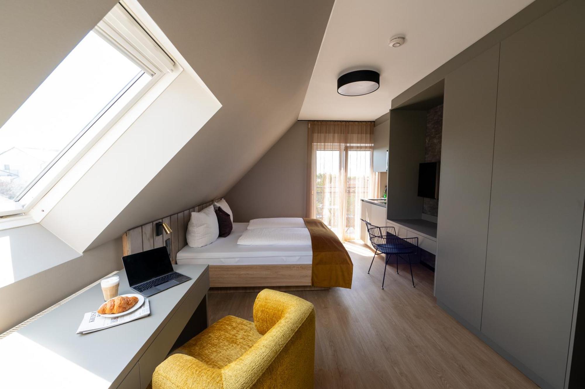 V Business Apartments Бёблинген Экстерьер фото