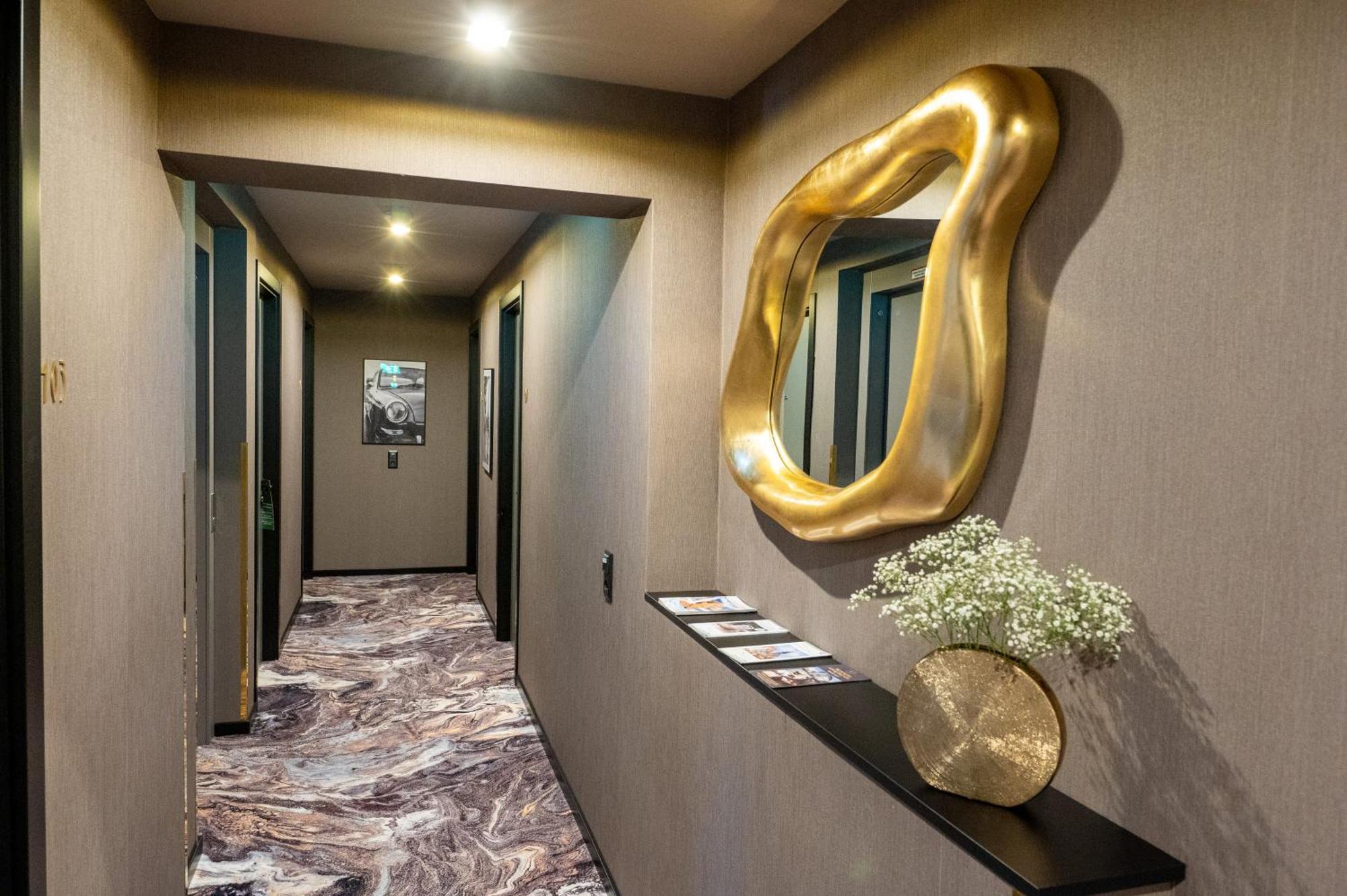 V Business Apartments Бёблинген Экстерьер фото