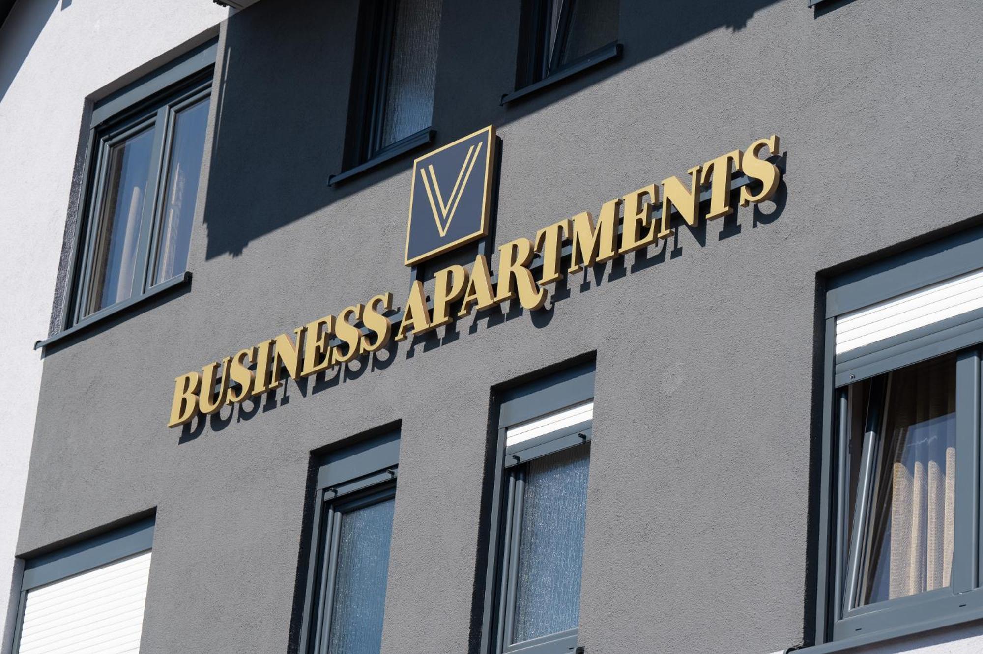 V Business Apartments Бёблинген Экстерьер фото